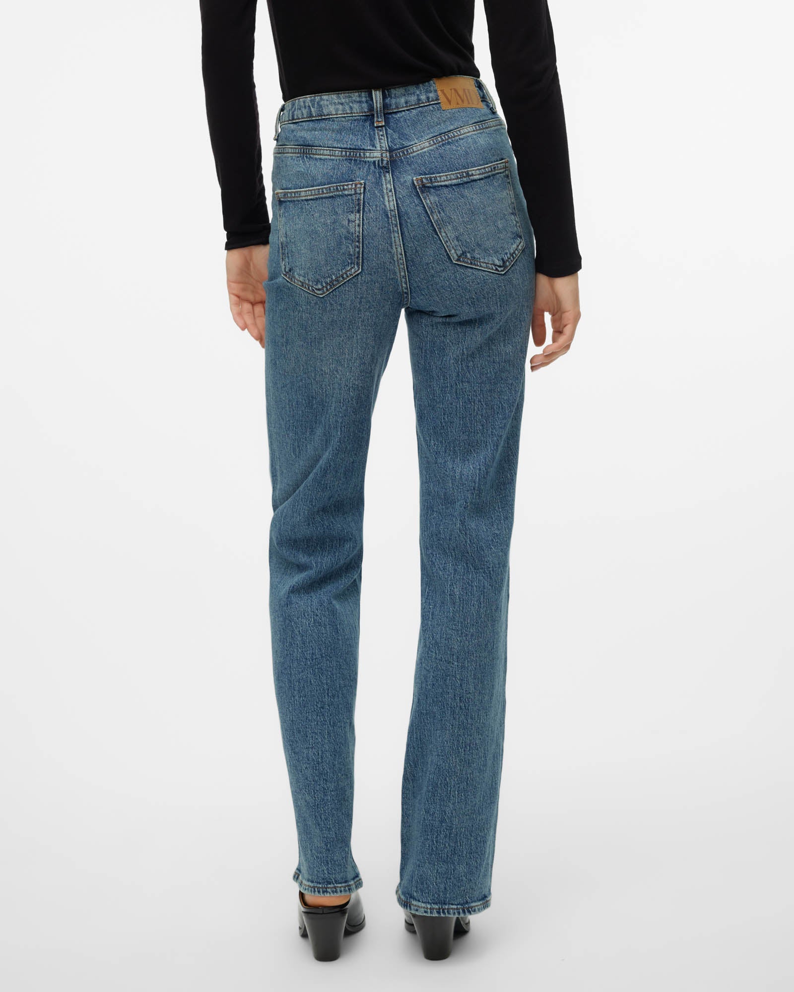 VMTESSA STRAIGHT JEANS